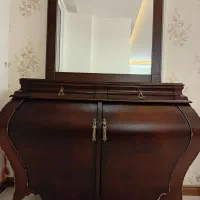 آینه و کنسول