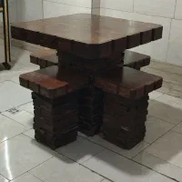 میز و صندلی چوبی