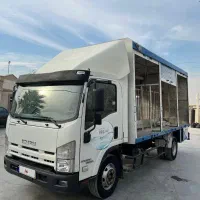 ایسوزو شش تن