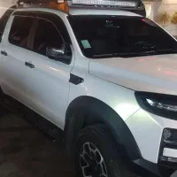 تی 9 سفید . فول لوازم  وارداتی. صدفی طلایی