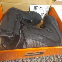 بوت|کیف، کفش، کمربند|رشت, دیانتی|دیوار