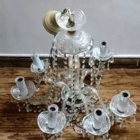 یک عدد لوستر