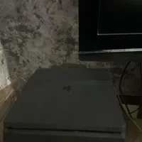 Ps4 slim 500