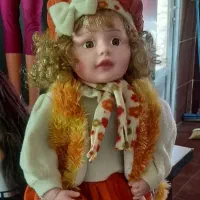 عروسک، اسکوتر، جا ادویه ای، سرویس چاقو