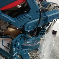 فارسی بر نو پرقدرت|ابزارآلات|رشت, جانبازان|دیوار