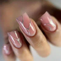 کاشت ناخن ۲۲۰|خدمات آرایشگری و زیبایی|نیشابور, امام خمینی|دیوار