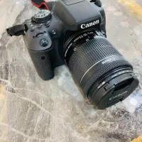 دوربین کنان750D