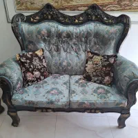 مبل سلطنتی به همراه میز ها