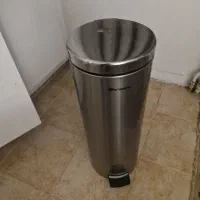 سطل تمام استیل ارتفاع ۷۰ درحد نو سالم سالم