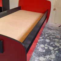 تخت نوجوان در حد نو