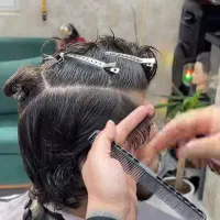 اصلاح موی سر رایگان مردانه با نظارت مربی
