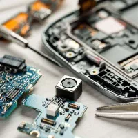 تعمیرات تخصصی و خرید و فروش موبایل  موبایل نور