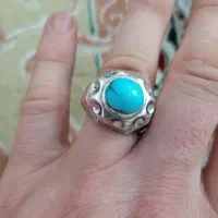 انگشتر نقره با نگین فیروزه نیشابور درجه ۱ دستساز