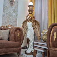 فرشته کنار سالنی،مجسمه ۱۸۰ سانت