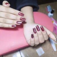 ارائه تمامی خدمات کاشت ناخن و کاشت مژه