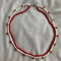 گردنبند، دستبند، گوشواره