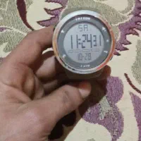 ساعت مچی سالم ضدآب