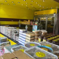 فروشنده اقا جوان