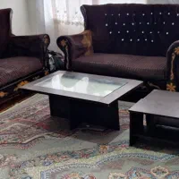 مبل کارکرده و میز همراهعسلی..