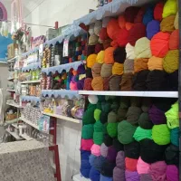 مغازه خرازی و لوازم تحریر واقع در خیابان وحدت