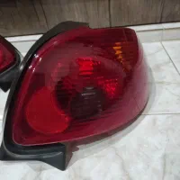 چراغ عقب ۲۰۶ اس دی چراغ مه شکن عقب جلو پنجره ۲۰۶|قطعات یدکی و لوازم جانبی|رشت, معلولین|دیوار