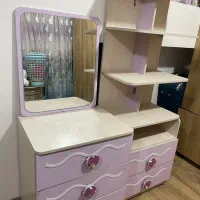 دراور و کتابخانه یاسی رنگ