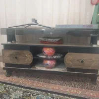 زیر تلویزیون   ترکیب شیشه وتخته