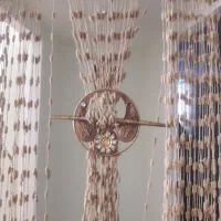 مقداری وسیله ی خانگی