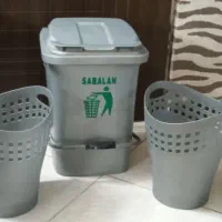 سطل زباله پدال دار ۴۰ لیتری ودو سطل کنارسالنی