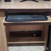 میز کامپیوتر