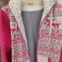 سویشرت خارجی گرم وشیک در حد نوسایز ۴۲