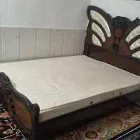 تخت دونفر بسیاز زیبا با تشک رویال