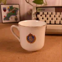 لیوان تاجگذاری شاه جورج ششم|کلکسیون اشیاء عتیقه|تهران, امام زاده عبدالله|دیوار