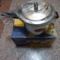 زودپز ۸لیتری بدون استفاده کاملا نو زیر قیمت