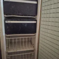 فریزر مارک موناک سالم ب علت کمبود جا بفروش میرسد