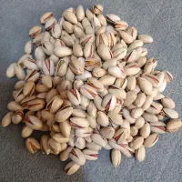 پسته سفید بادامی درجه یک