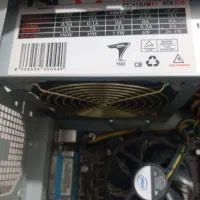 کامپیوتر رومیزی با میزو صندلی گردان|رایانه رومیزی|سنندج, |دیوار