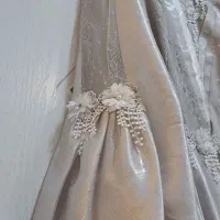 لباس مجلسی|لباس|میانه, |دیوار