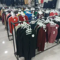 حراج مغازه پوشاک زنانه بچگانه .لوازم آرایشی. شال|لباس|خوی, |دیوار