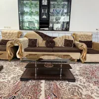 مبل ۷ نفره و میز عسلی