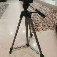 پایه دوربین عکاسی