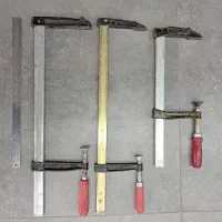 پیچ دستی فلزی
