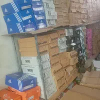 واگذاری کفش با دکور