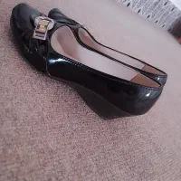 دو جفت کفش زنانه|کیف، کفش، کمربند|زابل, |دیوار