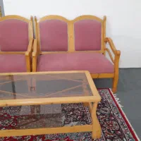مبل میز فرش و پشتی