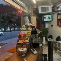 مغازه تجاری کف حدود ۱۵متر و بالا ی مغازه حدود ۲تر|اجارهٔ مغازه و غرفه|اصفهان, دستگرده|دیوار