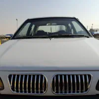 جلو پنجره پراید