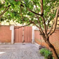 خانه-ای-کلنگی-دوبردروازه-شمیران-190-متری