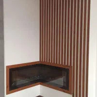 شاگرد بابت کار نصب چوب