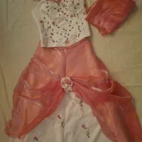 لباس مجلسی|لباس|بشاریات, |دیوار